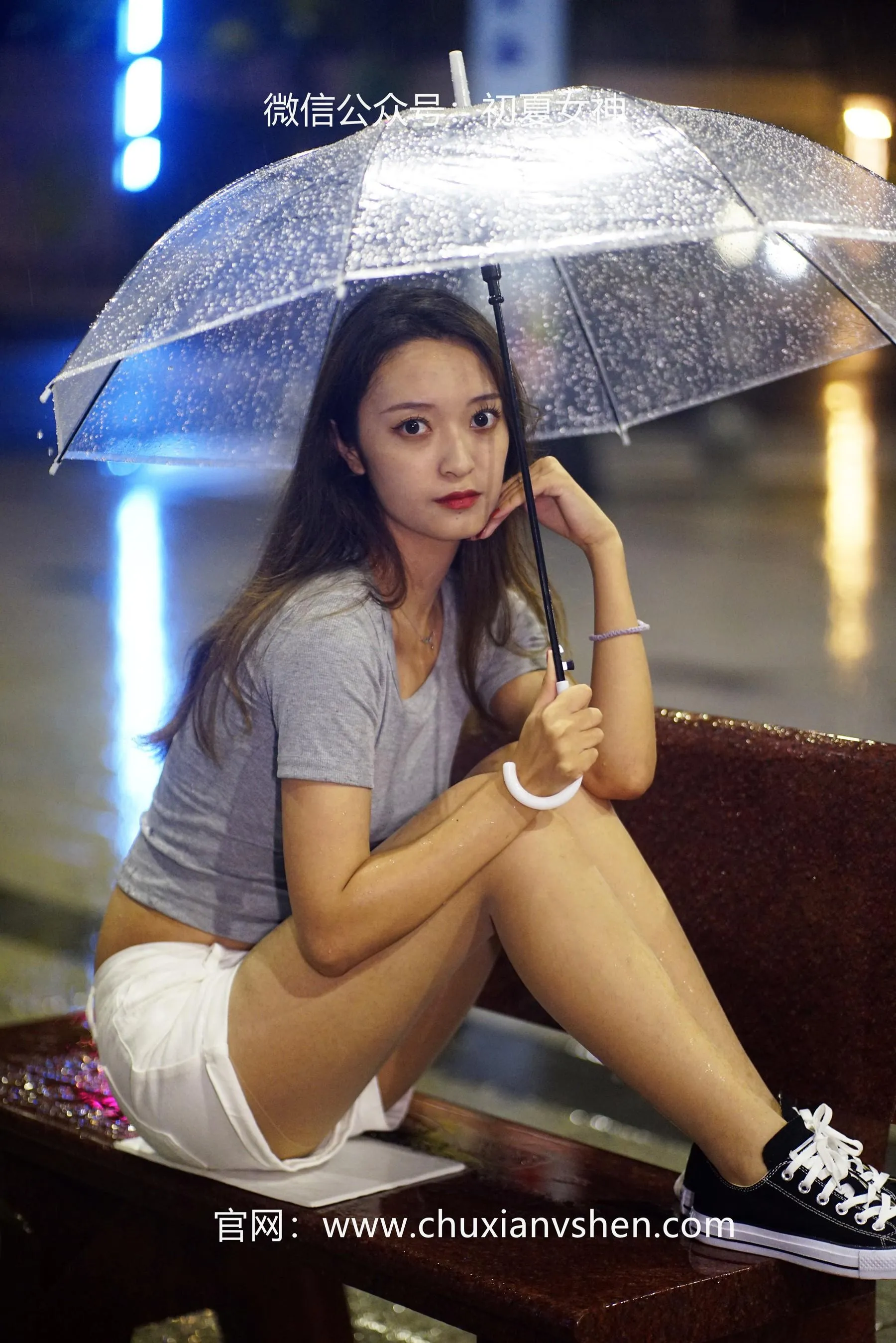 初夏女神 NO.037 依依 夏日夜雨 [72P]插图1